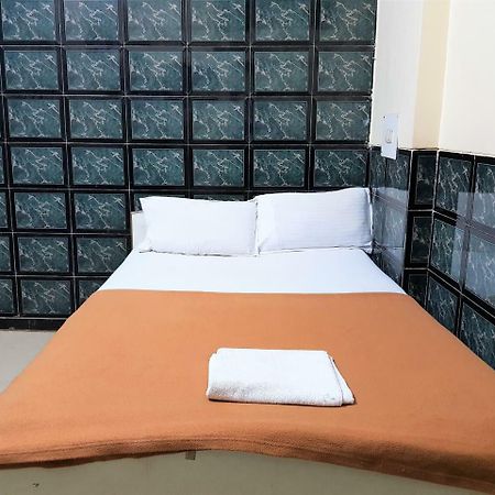 Hexa Metro Plaza Hotel Mumbai Kültér fotó