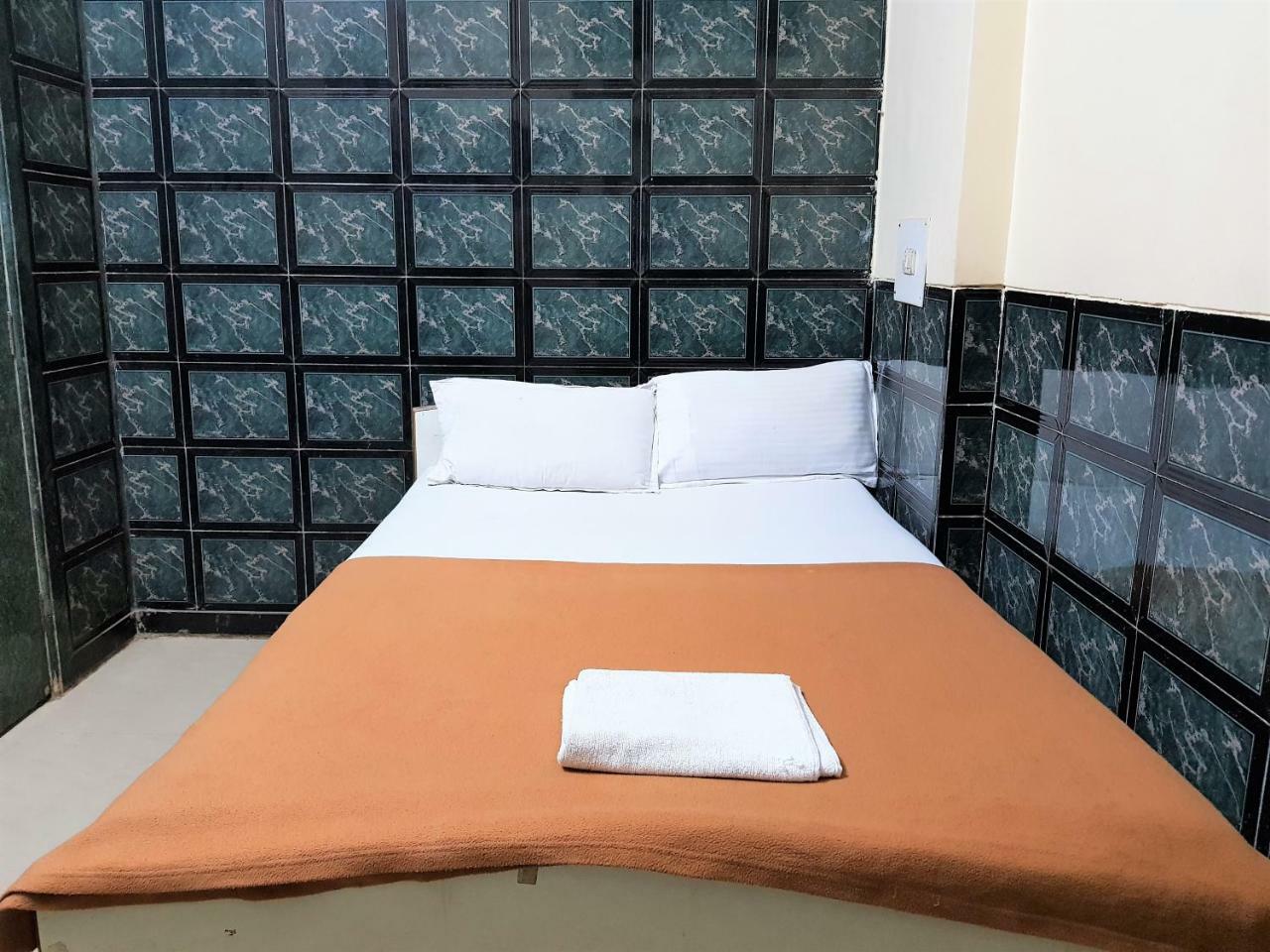 Hexa Metro Plaza Hotel Mumbai Kültér fotó