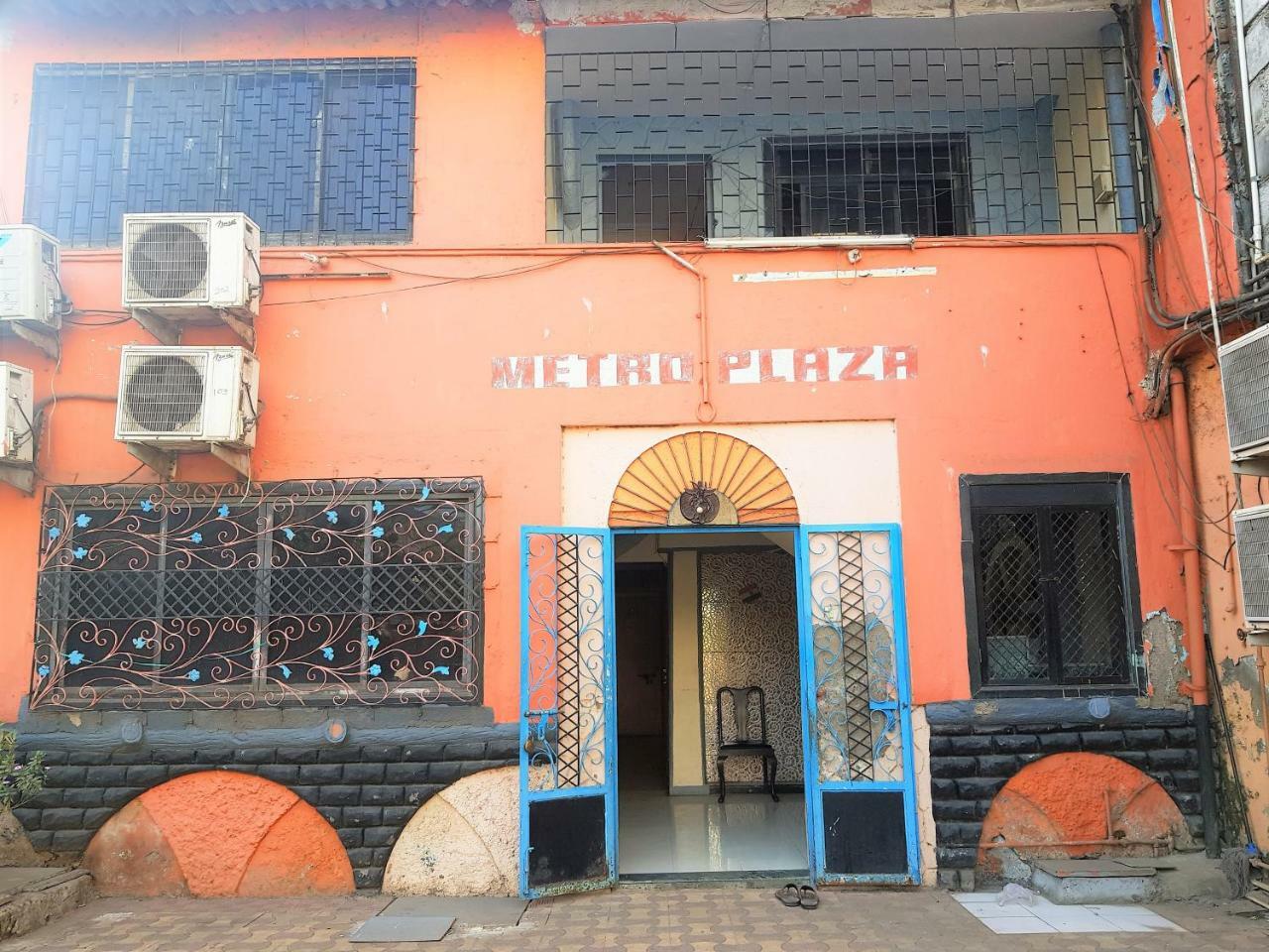 Hexa Metro Plaza Hotel Mumbai Kültér fotó